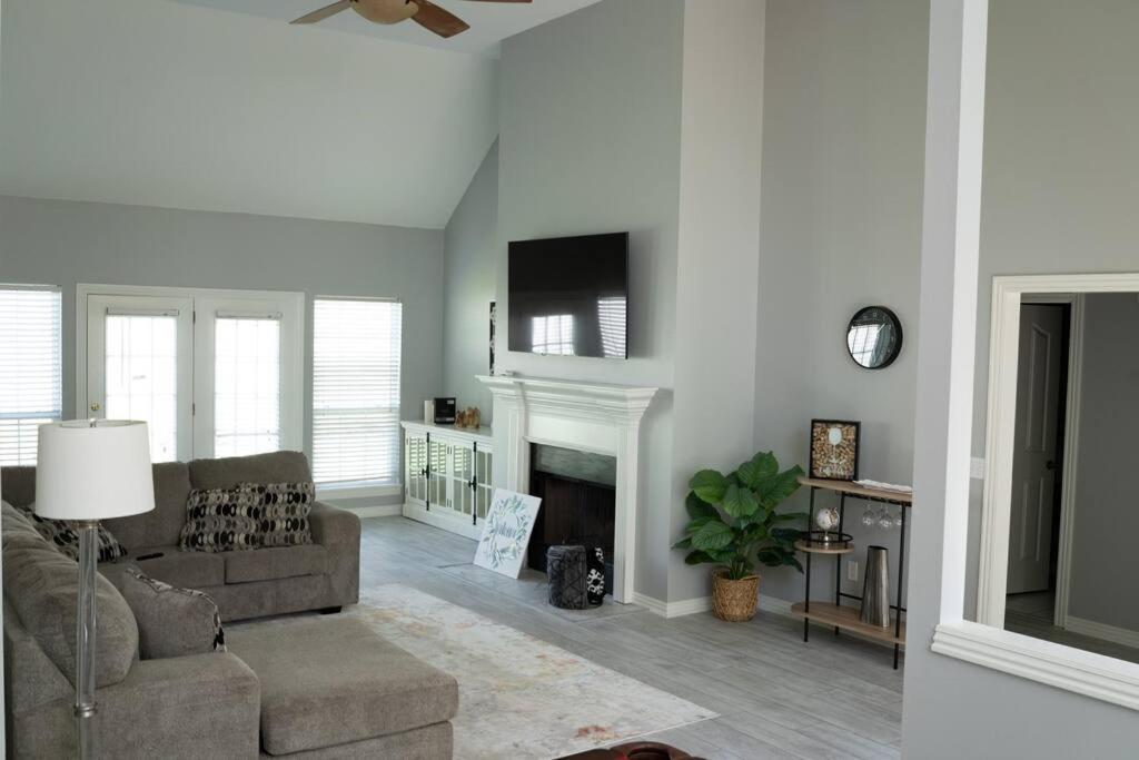 Walking Distance To Coler Mtn Bike - 3Br 2Ba Villa Bentonville Exterior photo